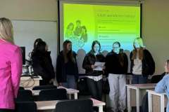 99600509-0767-447f-a730-befe82492273