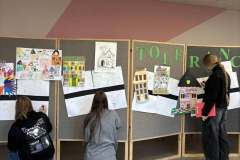 d3ff2025-42dd-48a7-9920-19f3c85b24f0